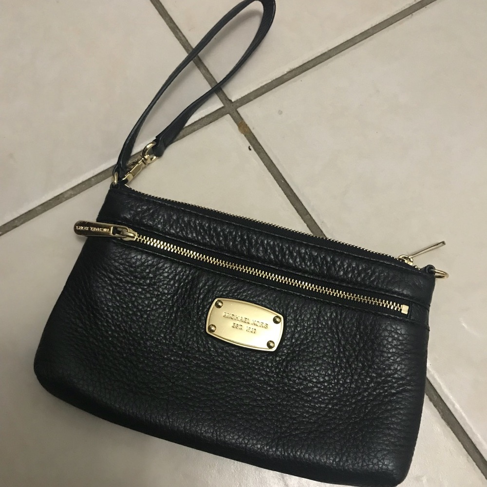 Michael Kors Women’s hand wallet